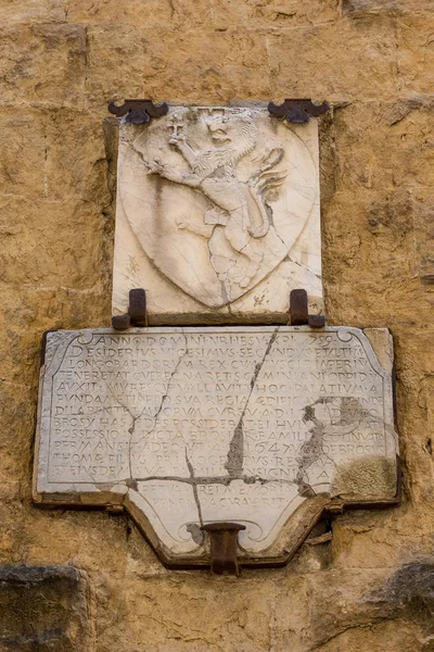 San Gimignano Itália Julho 2015 Placa Leão Com Inscrição Latina — Fotografia de Stock