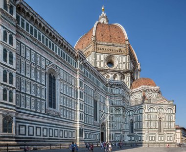 Floransa İtalya 2nd Temmuz 2015: duomo veya katedral n Floransa, İtalya kubbe ararken yan görünüm