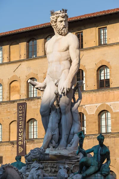 Närbild Neptune Från Fontänen Florens Italien Ligger Piazza Della Signoria — Stockfoto