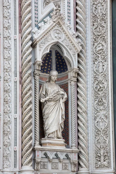 Firenze Luglio 2015 Dettaglio Scultura Sulla Bellissima Cattedrale Firenze — Foto Stock