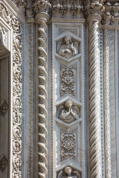 Φλωρεντία Ιταλία Ιούλιος 2015 Γλυπτική Λεπτομέρεια Από Duomo Στη Φλωρεντία — Φωτογραφία Αρχείου