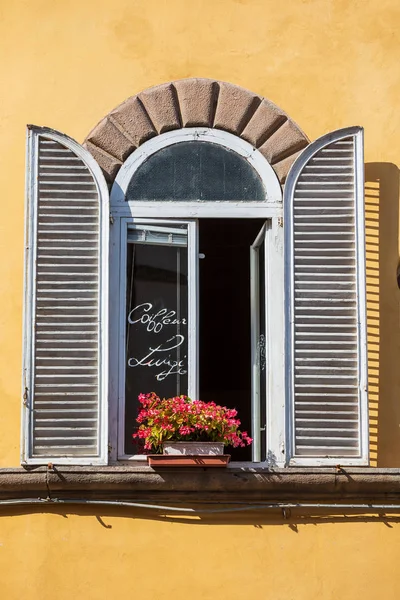 Lucca Olaszország 2015 Júliusáig Fodrászok Ablak Lucca Olaszország — Stock Fotó