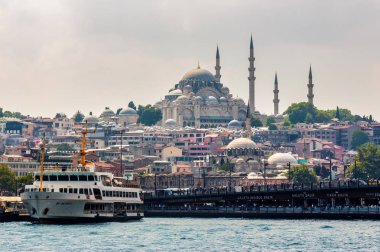 Istanbul, Türkiye - 18 Ağustos 2015: Sultanahmet Camii görünümünden İstanbul
