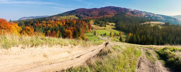 Panorama Mountainous Landscape Autumn Country Road Hill Parking Lot Valley — Stock Photo, Image