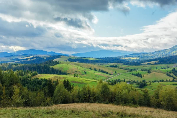 Landschaft in den Bergen — Stockfoto