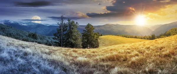 Tids förändring över Panorama av bergslandskap — Stockfoto