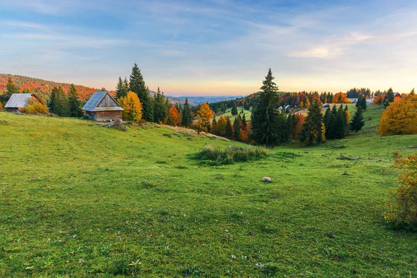 Great view of rural landscape in mountains — Stock Photo, Image