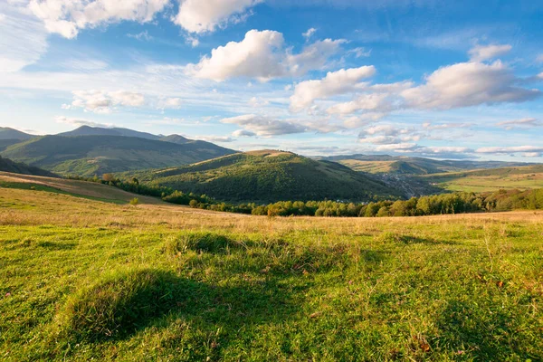 Hermoso Campo Los Cárpatos Tarde Soleada Maravilloso Paisaje Otoño Las — Foto de Stock