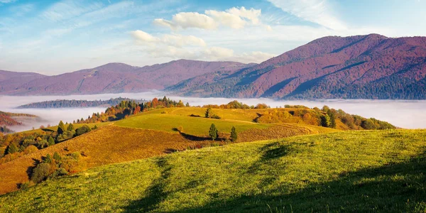 Manhã Paisagem Rural Montanhas Bela Paisagem Rural Temporada Outono Vale — Fotografia de Stock