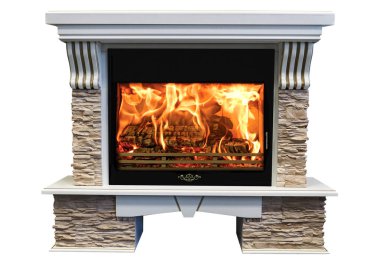 Yapay taştan yapılmış bej şömine, beyaz arkaplanda izole edilmiş..