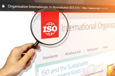 Los Angeles, Kaliforniya, ABD - 14 Şubat 2019: ISO - International Organization for Standardization Web sitesi ana. ISO - International Organization for Standardization logosu görünür.