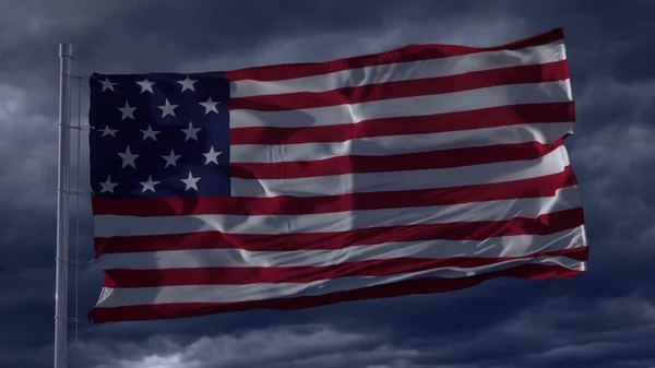 Die amerikanische Flagge weht im Wind. Realistischer Flaggenhintergrund. Gewitterwolken im Hintergrund. 3D-Darstellung — Stockfoto
