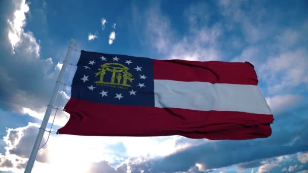 Bandeira da Geórgia em um mastro de bandeira acenando no vento no céu. Estado da Geórgia nos Estados Unidos da América — Vídeo de Stock