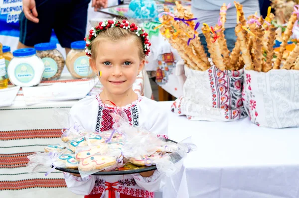 Dnipro Ukrayna Ağustos 2018 Ukrayna Nın Bağımsızlık Günü Kız Ulusal — Stok fotoğraf