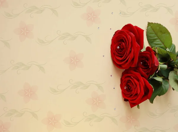 Red Roses Blue Background Postcard — Stock Photo, Image