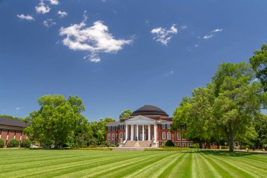 Louisville, Ky/ABD 3 Haziran 2018: Grawemeyer Hall, Louisville Üniversitesi kampüsünde.