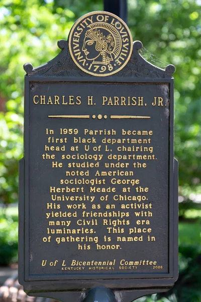 Louisville Usa Juin 2018 Monument Charles Parrish Sur Campus Université — Photo