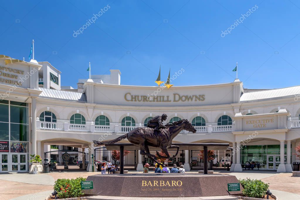 LOUISVILLE, KY/USA - JUNE 3, 2018: Barbaro monument and statue at Church Hill Downs.
