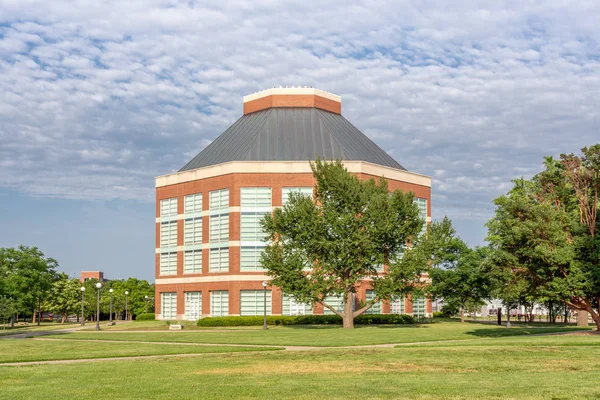 Urbana Usa Června 2018 Mcfarland Zvonkohra Jižním Nádvoří Univerzity Illinois — Stock fotografie