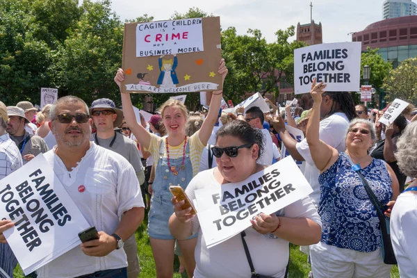 Minneapolis Usa June 2018 Unidentified Individual Carrying Sign Saying Abolish — Stock Photo, Image