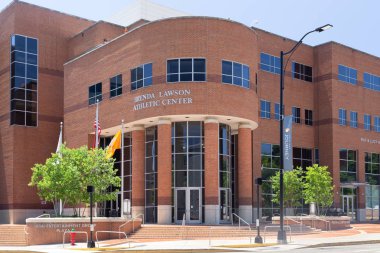 Knoxville, Tn/ABD 4 Haziran 2018: Brenda Lawson atletik merkezi Tennessee Üniversitesi kampüsünde.