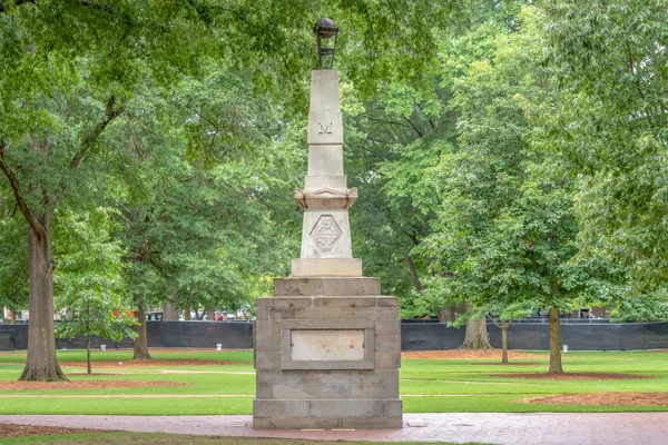 哥伦比亚 2018年6月5日 南卡罗莱纳大学校园的乔纳森 Maxcy 纪念碑 — 图库照片