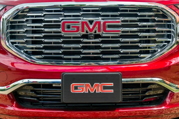 Paul Usa Augusti 2018 Gmc Logotyp Och Galler General Motors — Stockfoto