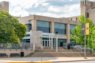 Columbia, Mo/ABD - 9 Haziran 2018: Hudson, Rollins, Gillett Residence Hall, Missouri Üniversitesi kampüsünde.
