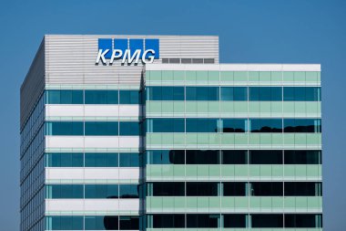Santa Clara, Ca/Amerika Birleşik Devletleri - 20 Ekim 2018: Kpmg kurumsal tesis ve ticari marka logosu. KPMG bir profesyonel hizmet şirketidir.