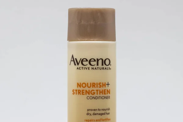 Paul Usa Febrero 2019 Aveeno Active Naturals Acondicionador Logotipo Marca — Foto de Stock