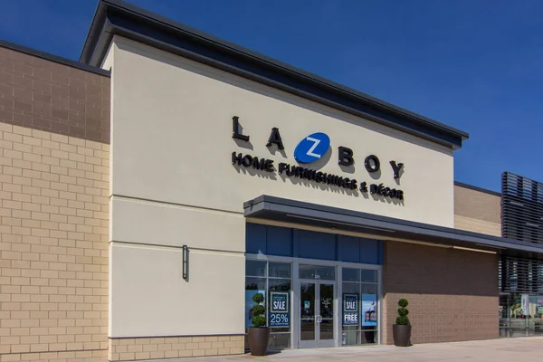 La-Z-Boy mobilya mağazası dış cephe — Stok fotoğraf