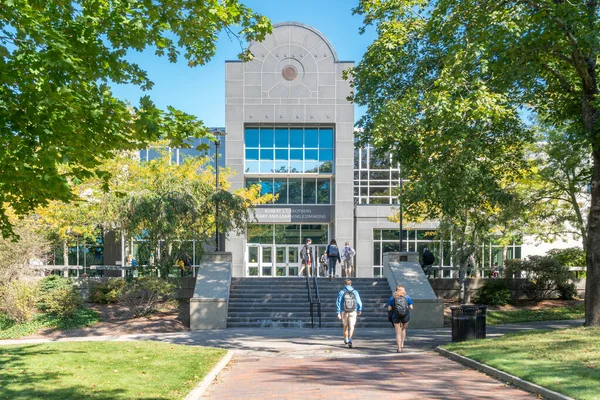 Robert L. Carothers Biblioteca e Aprendizagem Commons no campus o — Fotografia de Stock