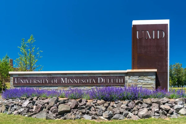 Duluth Usa June 2019 University Minnesota Duluth Entrance Trademark Campus — 图库照片