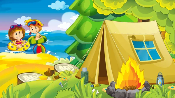 Sahilde deniz ya da okyanus - Gösterim amacıyla çocuklar eğleniyor oynayan çocuklar