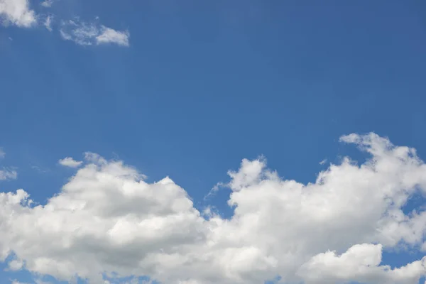 Schöner Himmel Und Wolken Nachmittag — Stockfoto