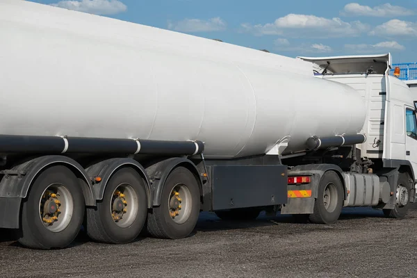 White Blank Tank Truck Rear View One Object Road — Stock Photo, Image