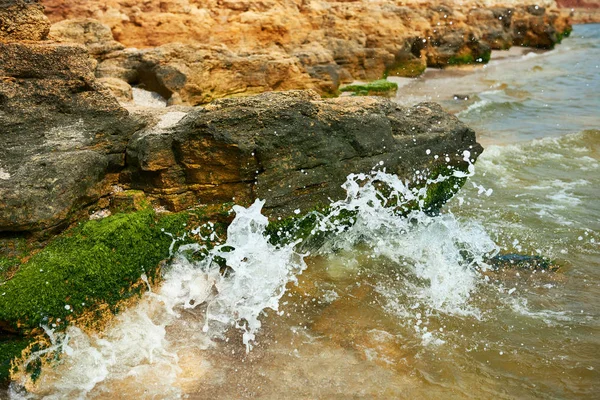 Vackra Havet Landskap Närbild Sten Stranden Havet Kusten Med Höga — Stockfoto