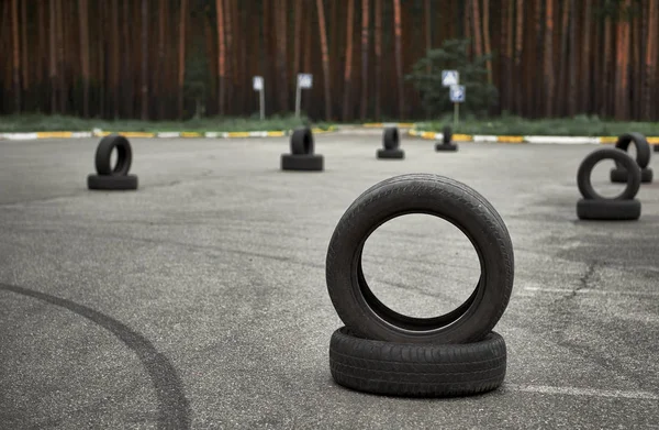 Autodrome Prowadzenia Szkolenia Duży Obszar Znaki Drogowe Elementy Szkolenia Opony — Zdjęcie stockowe