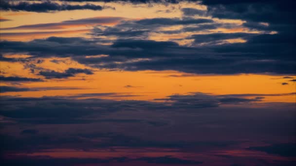 Coucher Soleil Magnifique Ciel Sombre Avec Nuages — Video