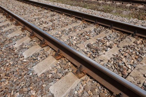 Järnvägsskenor nära View-abstrakt bakgrund, frakt transportkoncept — Stockfoto