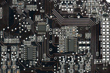 basılı devre kartı ve mikroçip, ya da Cpu kapanışı - dijital ekipman için elektronik bileşen, elektrik bilgisayar devrelerinin geliştirilmesi konsepti