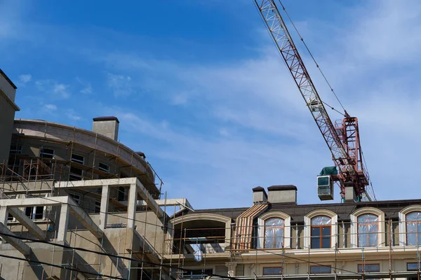 Modern Building Construction Plastered Walls Scaffolding Construction Crane — Stock Photo, Image