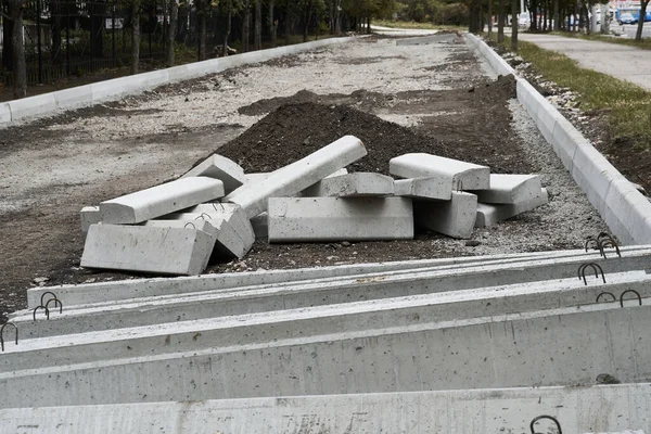 Nuevos Bloques Hormigón Bordillos Para Construcción Carreteras —  Fotos de Stock