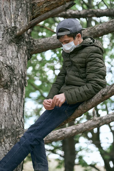 Teenage Boy Poses Tree Wearing Protective Face Mask Concept Modern — Stock Photo, Image