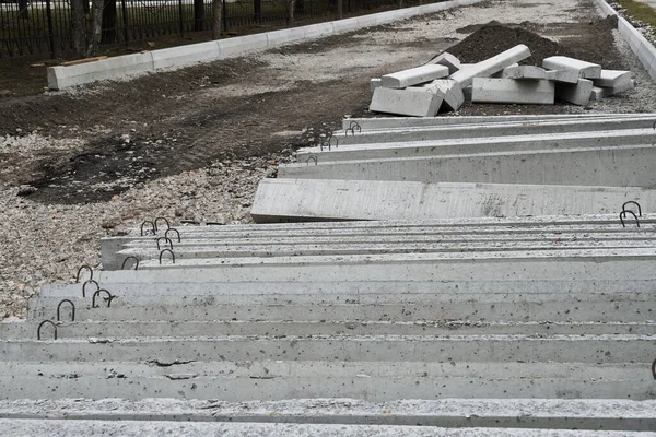 Nuovi Blocchi Cemento Cordoli Costruzione Strade — Foto Stock