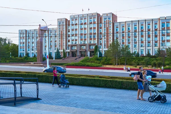Tiraspol Transnistria Moldavia Agosto 2020 Centro Ciudad Carretera Través Plaza — Foto de Stock