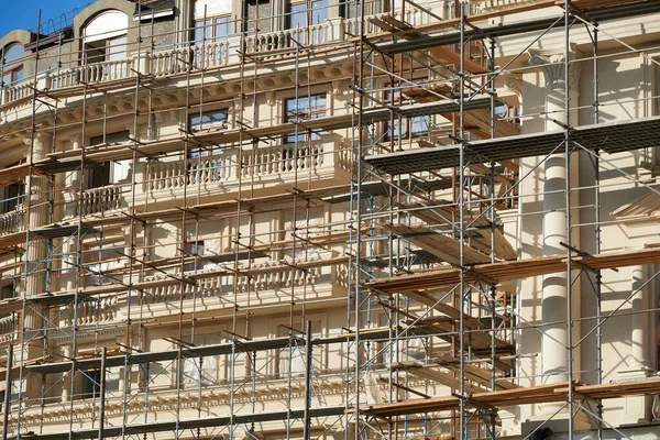 Scaffolding New Building Background — Stock Photo, Image