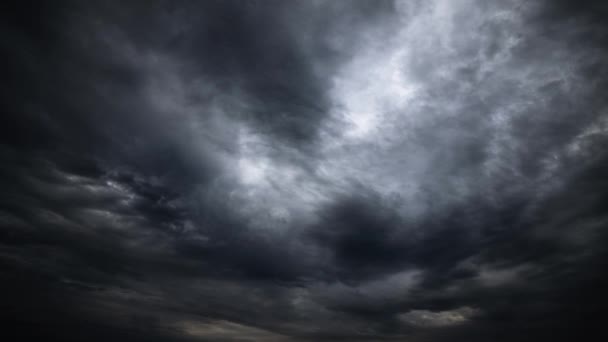 Zeitraffer Eines Dunklen Dramatischen Stürmischen Himmels — Stockvideo