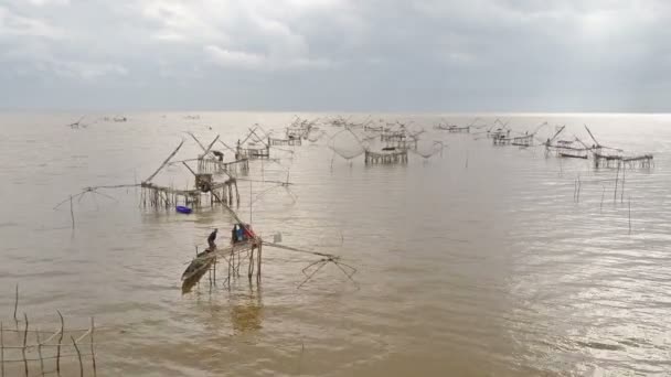 Flygskott Över Stora Räkfiskenät Phatthalung Provinsen Thailand — Stockvideo