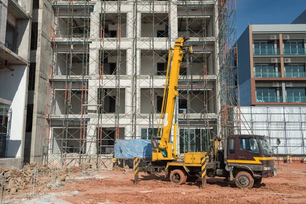 Mobile Truck Crane Construction Site Scaffold Framework — Stock Photo, Image